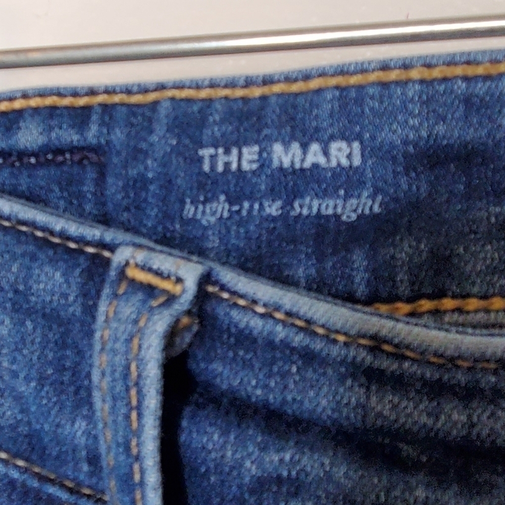 AG The Mari High Rise Straight Jeans Sz 26R, Medium Blue Wash, Gold Stitch - Picture 8 of 8